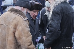 Третій день протестів: кількість мітингувальників під НБУ зменшується (оновлюється)