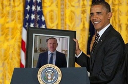 Славнозвісний мер Генічеська знову нагадав про себе Путіну. Підбірка фотожаб