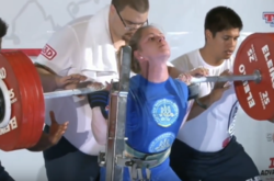 Українка встановила світовий рекорд в присіданні зі штангою