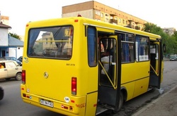 На Хмельниччині водія маршрутки звільнили після скарги в соцмережі