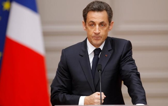 Вибори президента Франції: Саркозі вибуває з перегонів