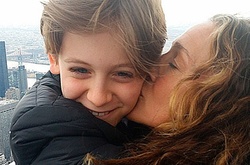 Сара Джессика Паркер одевает 14-летнего сына в секонд-хенде