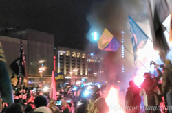 Шини на Майдані