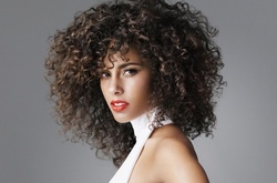 Алиша Киз отказалась от ежедневного макияжа