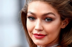 Джиджи Хадид поплатилась за пародию на Меланию Трамп