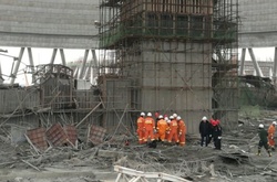 Обвал на будівництві електростанції в Китаї