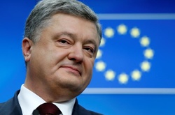 Порошенко заявив, що під час розмови з Трампом йшлося про Крим і Донбас