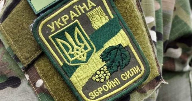 У Києві військовослужбовця ЗСУ невідомі побили та кинули помирати