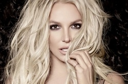 Бритни Спирс встречается с 22-летним манекенщиком Сэмом Асгари