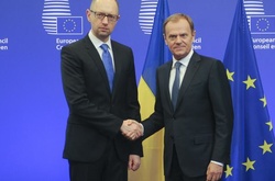 Туск пообіцяв Яценюку, що санкції проти РФ будуть продовжені 