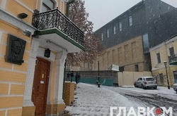 Скандал навколо Театру на Подолі: Блогер перевірив, наскільки добре кияни знаються на мистецтві