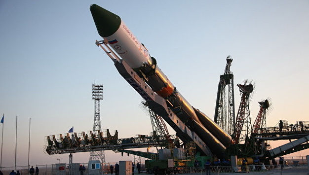 Російський космічний вантажний корабель «Прогрес» розбився