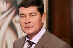 Втікач Онищенко звинуватив Порошенка у підкупі депутатів Верховної Ради