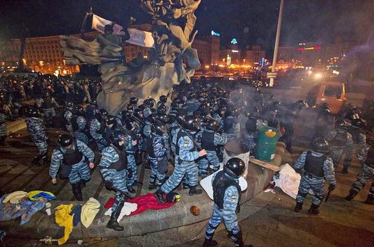 Потерпілий під час розгону Майдану 30 листопада: Чому Ви, пане Президенте, зупинились?