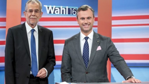 На австрійських виборах закрилися перші дільниці
