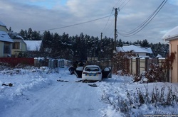 У підозрюваних в нападах після втечі з Княжичів поліція проводить обшуки