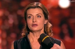 Марина Порошенко подарила микрофон участнице шоу «Голос.Діти»