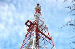 Телевежа на горі Карачун