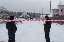 Вагітна дружина загиблого в Княжичах оперативника потрапила в лікарню