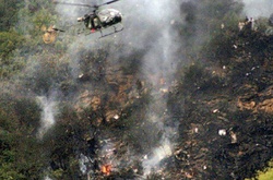 В Пакистані на місці падіння літака знайшли 21 загиблого