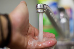 Мешканці окупованих територій повинні оплатити борг за воду, - Геращенко