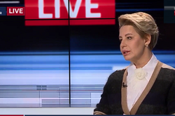 Екс-нардеп заявила, що «Україна вагітна диктатором»