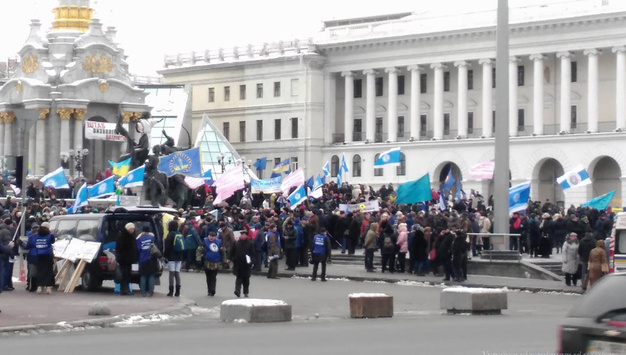 В центрі Києва знов мітинги: поліція працює в посиленому режимі 