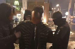 У Києві спіймали патрульного поліцейського на хабарі у 12 тисяч 