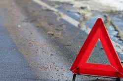 На проспекті Бажана вантажівка збила людину