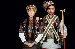 Украинский колорит: 16 звезд снялись для благотворительного проекта «Щирі»