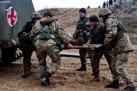 Зона АТО: за добу серед українських бійців четверо поранених