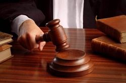 Cуд ухвалив безпрецедентне рішення: держава поверне вкладнику збанкрутілого банку увесь депозит, а не лише гарантовані 200 тис.