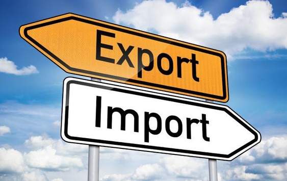 Сальдо торгівлі пішло в «мінус»: український експорт скоротився на 8%