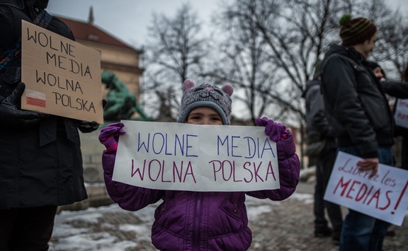 Польські опозиціонери заблокували роботу Сейму через плани обмежити роботу ЗМІ