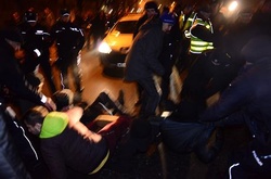 Поліція Польщі застосувала сльозогінний газ проти протестувальників