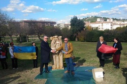 У італійській Сардинії відкрили пам’ятник жертвам Голодомору в Україні