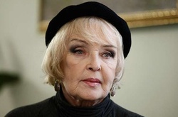 Главврач опубликовал снимок Ады Роговцевой в больнице