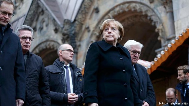 Меркель відвідала місце трагедії в Берліні