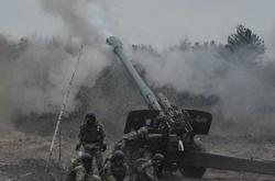 В Опитному через обстріл постраждала літня жінка