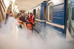 У Харкові через загадкове задимлення евакуювали пасажирів метро