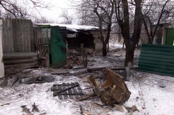 Бойовики обстріляли житловий будинок в Авдіївці 