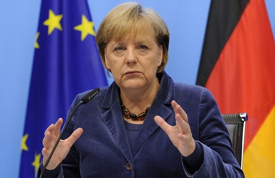 Меркель доручила посилити законодавство ФРН для мігрантів