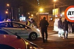 Масштабна ДТП в столиці: легковик зіткнувся з маршруткою