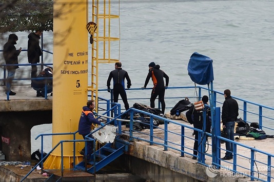 У Росії оголошено жалобу за загиблими у літаку, який упав у Чорне море