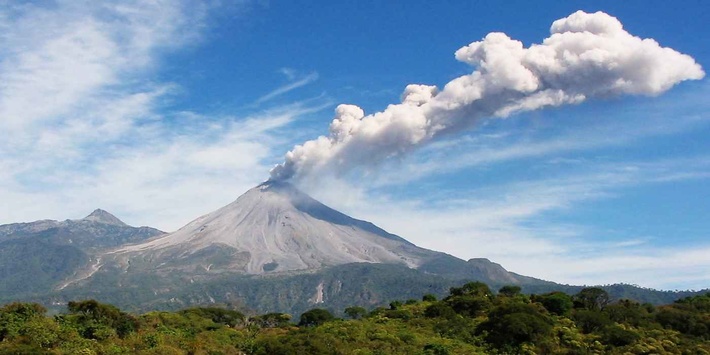Найактивніший вулкан Мексики знов прокинувся 