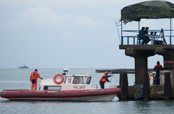 Авіакатастрофа російського Ту-154: рятувальники знайшли тіло командира літака