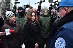 Бойовики передали Україні двох полонених жінок
