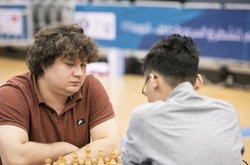 Коробов слідом за Іванчуком обіграв Карлсена на чемпіонаті світу зі швидких шахів  