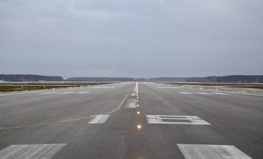 Літак AirBaltic здійснив екстрену посадку в Ризі 