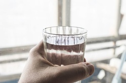 «Боярышнику» у Росії знайшли заміну: чоловік випив незамерзайку, шампанське і туалетну воду